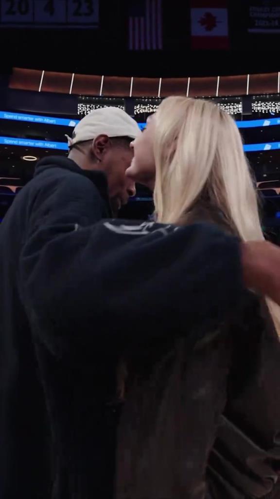 卡梅倫布林克這大長腿，KD都得多看幾眼