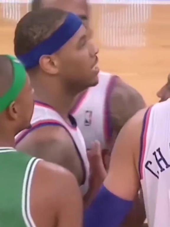 社會瓜！當年安東尼與加內特發(fā)生沖突，賽后瓜哥帶人堵綠軍大巴